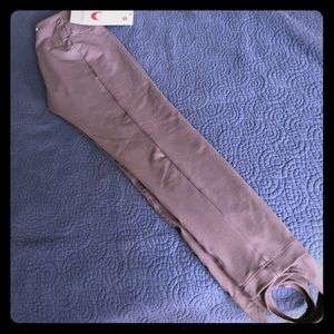 Aaluuka Teddy K. stirrup leggings